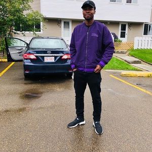 Meet your Posher, Ebenezer